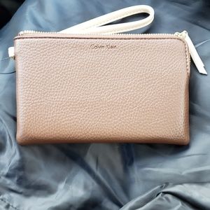 NWT Calvin Klein Wristlet